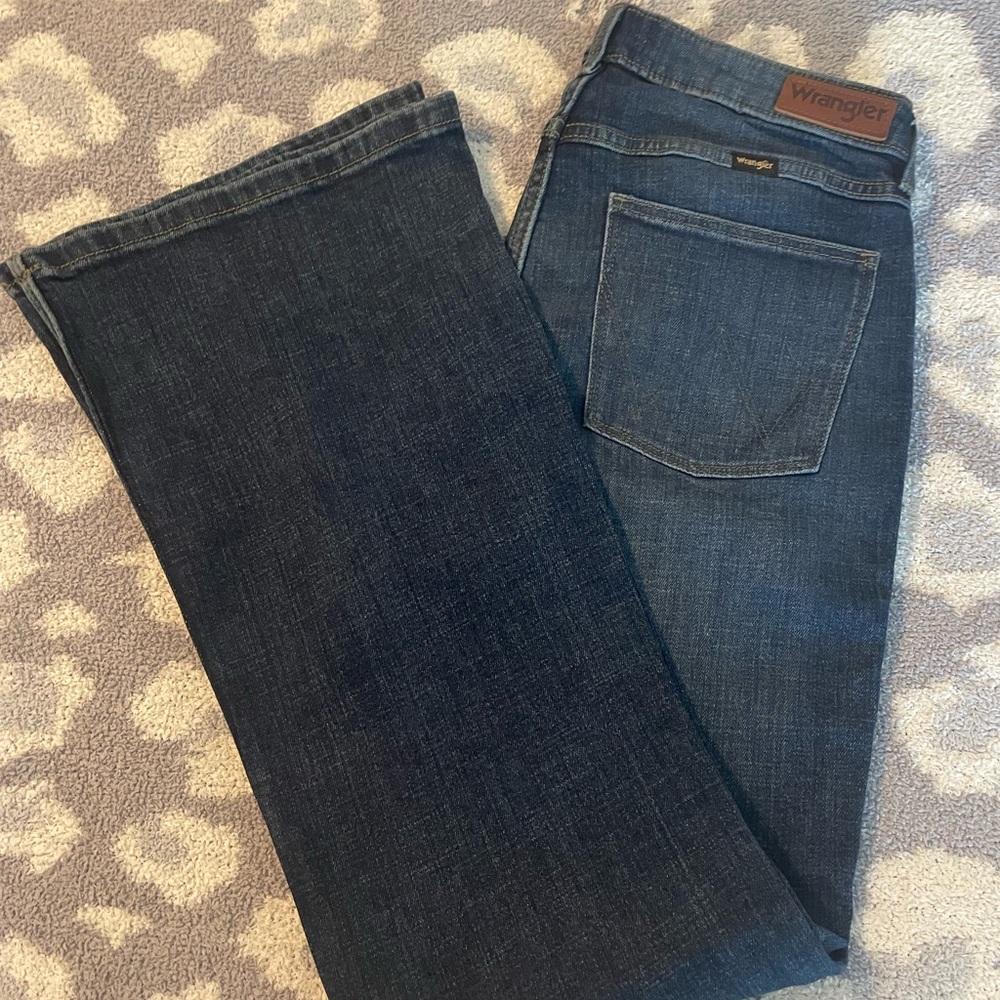 Wrangler High Rise Fierce Flare Jeans